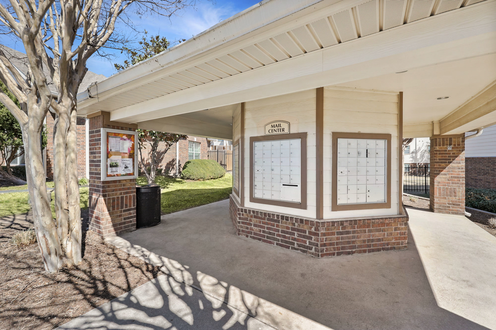 Worthington Point Crowley, TX (817) 2970952